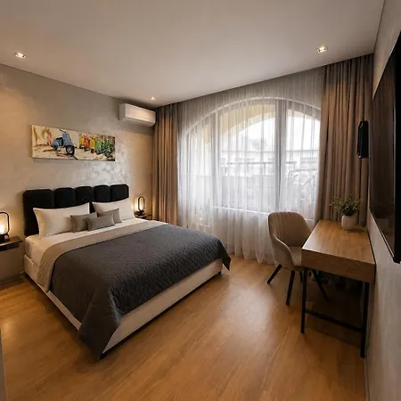 Sky Penthouse & Jacuzzi *